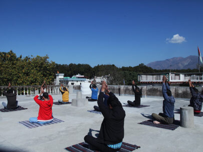 Dr Dullet foundation Yoga